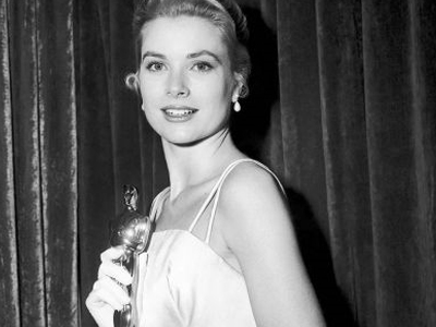 Όπερα στη μνήμη της Γκρέις Κέλι με κουστούμια από τον οίκο Viktor&Rolf