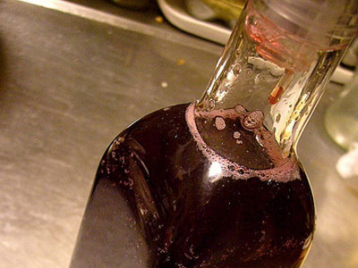 Ακατάλληλο λικέρ εντόπισαν οι υπηρεσίες στη Θεσσαλονίκη