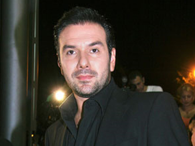 «Πρέπει να σταθούμε στα πόδια μας»