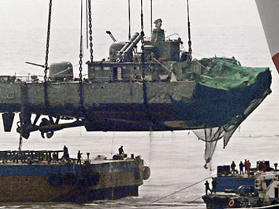 Τορπίλη η πιθανή αιτία βύθισης του Cheonan