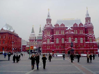 “Όχι” στην παρουσία στρατιωτών του ΝΑΤΟ στην Κόκκινη Πλατεία