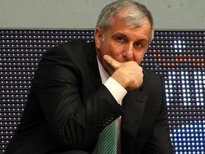 Σιένα και Αρμάνι για τον Ομπράντοβιτς