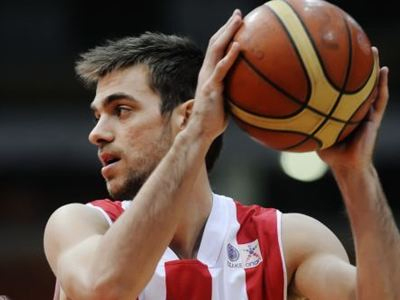 Ολυμπιακός: Προπονήθηκε ο Μάντζαρης