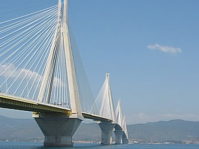 Η Γέφυρα δεν καταλαβαίνει από κρίση