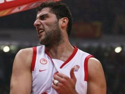 Θετικός στον Η1Ν1 ο Μπουρούσης