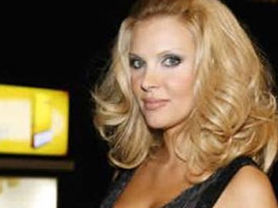 Η Χριστίνα Αλούπη ανησυχεί για τα κιλά των γιορτών