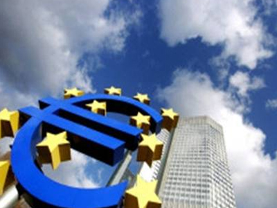 «Η ευρωζώνη βγαίνει σταδιακά από ύφεση»