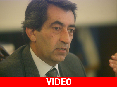 Ο Παναγής Καρέλας στη Λουκίλα Καρρέρ και τη Λίτσα Θεοφάνους