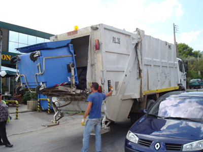 Καταγγελία: Η ανακύκλωση καταλήγει στη χωματερή