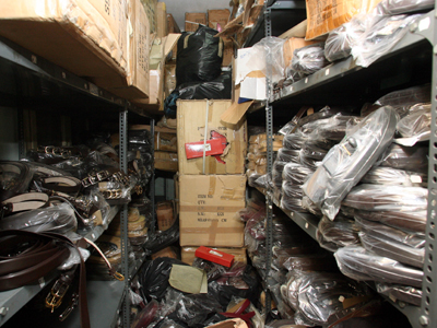 Ακόμη μία αποθήκη με προϊόντα «μαϊμού»