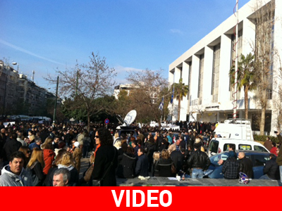 Σε δύο μήνες η απόφαση για τις συμβάσεις των καθαριστριών