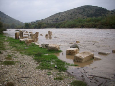 Το ποτάμι πήρε τ’ αρχαία