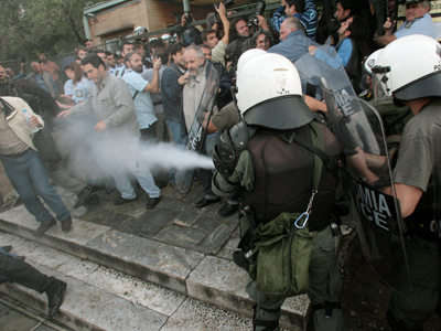 Στάση εργασίας και συγκέντρωση στην Ακρόπολη και αύριο