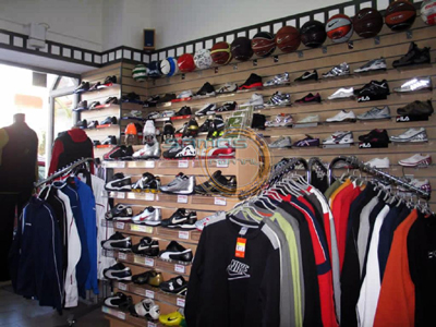 Ληστεία σε κατάστημα αθλητικών ειδών