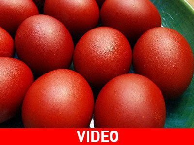 Προσέφεραν κόκκινα αυγά για τους αναξιοπαθούντες