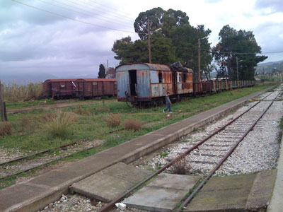 Εισαγγελική παρέμβαση για τα εγκαταλελειμμένα βαγόνια
