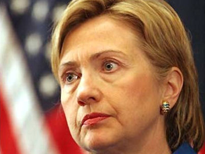 Κατά των γάμων μεταξύ ομοφυλοφίλων η Κλίντον