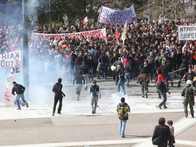 Κατέλαβαν το Εθνικό Τυπογραφείο οι υπάλληλοι
