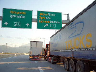 Θανατηφόρα σύγκρουση φορτηγών στην Εγνατία Οδό