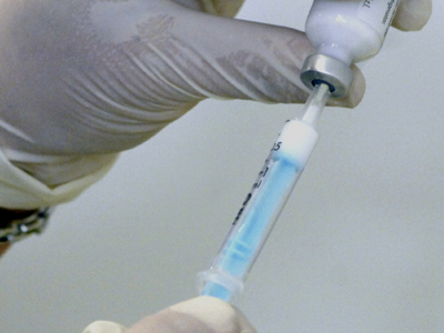 Κερδίζουν οι φαρμακοβιομηχανίες σε βάρος ασφαλισμένων και ταμείων