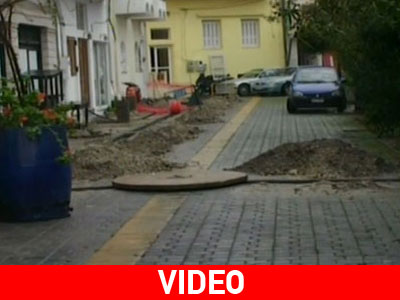 Έπεσε σε λακκούβα της ΔΕΗ και βγήκε με δέκα ράμματα