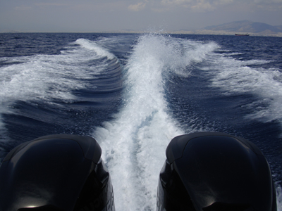 Έκλεβαν συστηματικά εξωλέμβιες