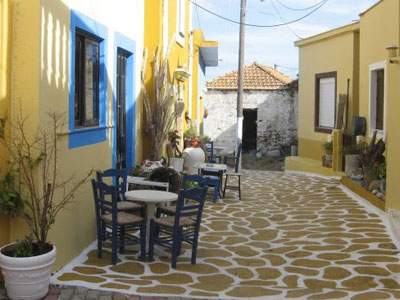 Έβαψαν το χωριό τους