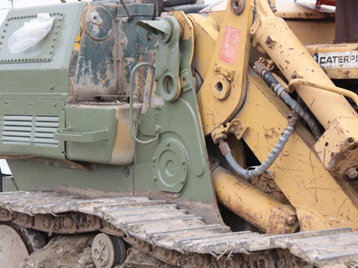 Έκλεψαν ακόμα και τον φορτωτή