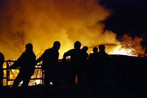 Έσβησαν τη φωτιά