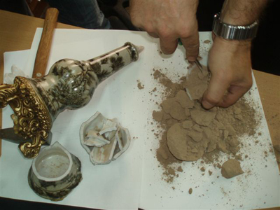 Έκρυβαν ηρωίνη μέσα στο ρολόι