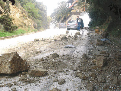 Κατολισθήσεις και στην Ρόδο