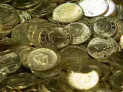 Άρπαξαν 600 ευρώ σε κέρματα