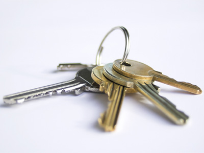 Της πήραν λεφτά, χρυσαφικά και κλειδιά