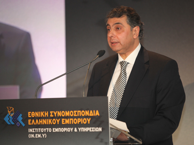 Αντίθετοι οι έμποροι στην ανεξέλεγκτη μείωση μισθών