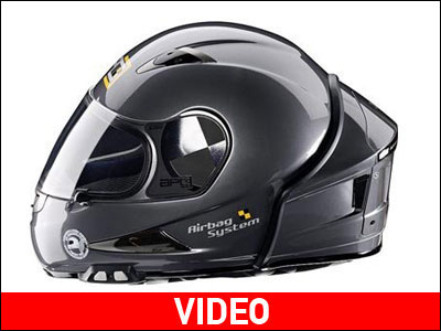 Αντί για κλήσεις μοίρασαν κράνη!