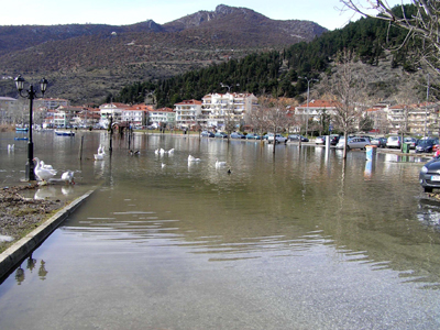 Θερμότητα από τη λίμνη Καστοριάς