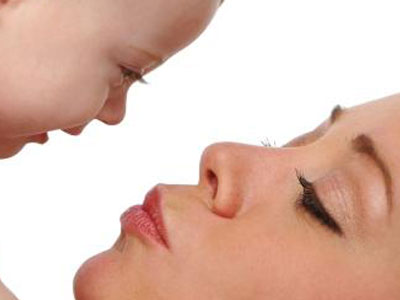 Εξάμηνη άδεια μητρότητας για όλες τις ασφαλισμένες στο ΙΚΑ-ΕΤΑΜ ζητά ο Συνήγορος του Πολίτη