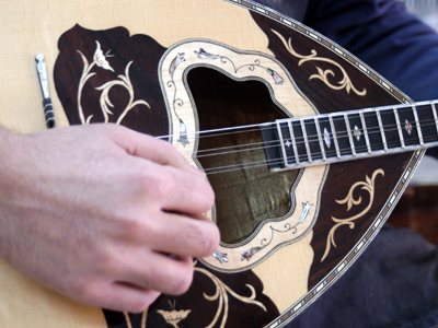 Μαντολινάτα για Γκίνες