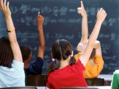 Μήνυσε τη δασκάλα που χαστούκισε το παιδί της