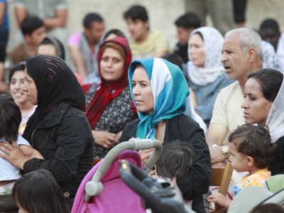 Μαθαίνουν Ελληνικά στα «Πίσω Θρανία»