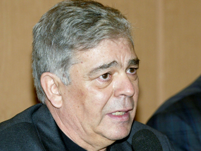 Ο Γιάννης Μόρτζος «γίνεται» Στάλιν