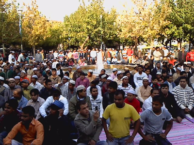 Επίθεση έξω από χώρο προσευχής μουσουλμάνων