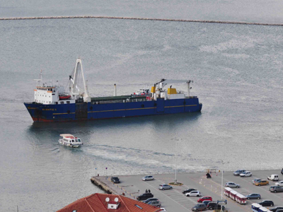 Aποκολλήθηκε από τα αβαθή του λιμανιού στο Ναύπλιο