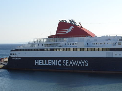 Ο κάβος χτύπησε δύο ναυτικούς – Δεν απέπλευσε το «Νήσος Μύκονος»