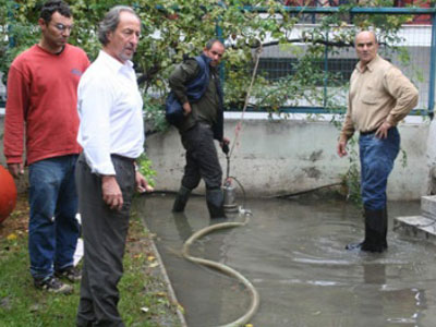 Και το Γενικό Νοσοκομείο Λάρισας έπληξε η νεροποντή