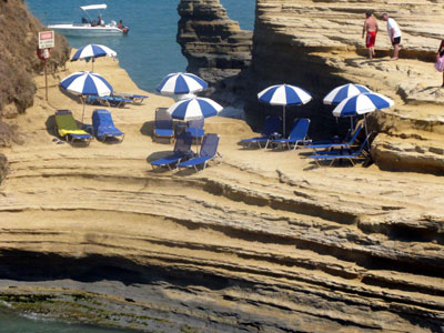 Απλήρωτοι οι ξενοδοχοϋπάλληλοι της Κέρκυρας