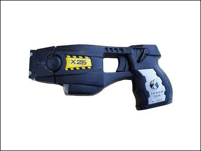 Λήστεψαν τον υπάλληλο κάνοντάς του ηλεκτροσόκ