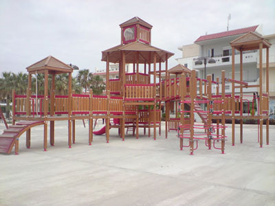 Παιδική χαρά για… κασκαντέρ!