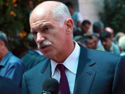 Στα καμένα χωριά της Λίνδου ο Γιώργος Παπανδρέου