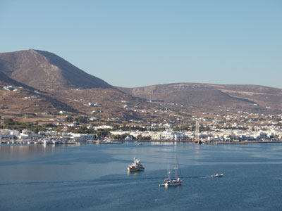 Στην Πάρο δεν στέλνουν τα παιδιά τους σχολείο για μία εβδομάδα!